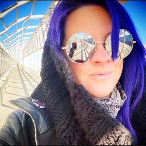 Meet your Posher, Destiny